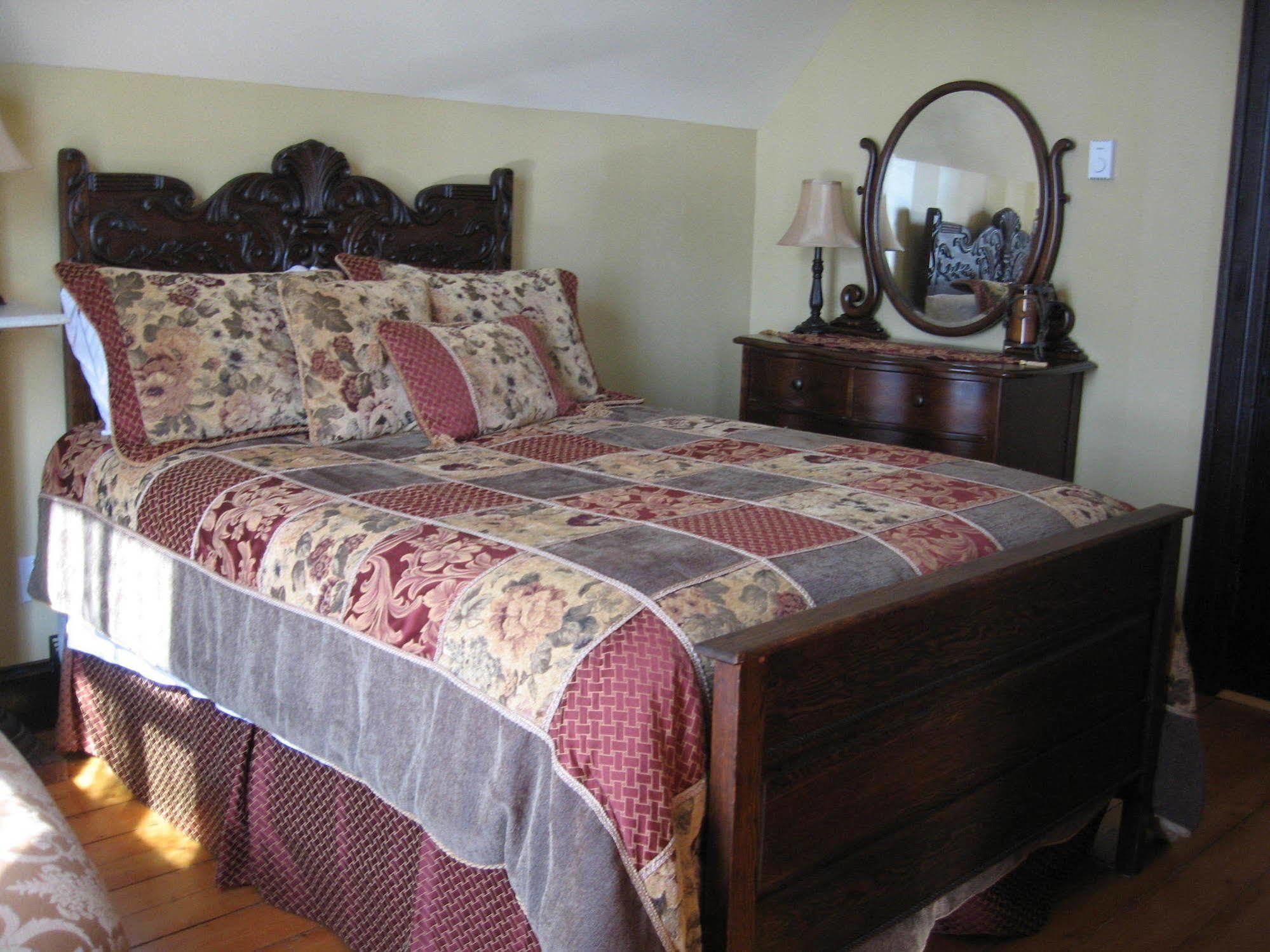 Magnetic Hill Winery Hotel Moncton Buitenkant foto